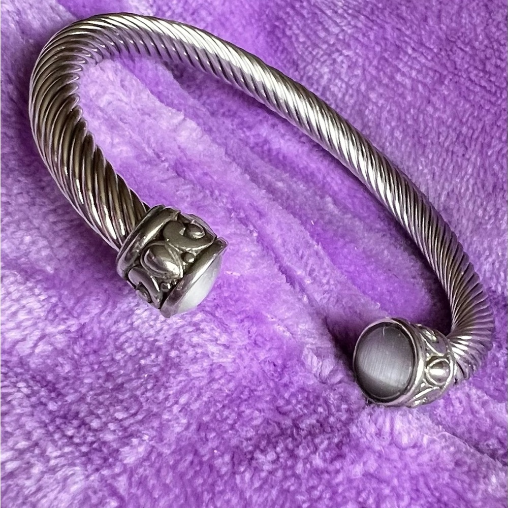 Greystone Cable Twist Bangle Bracelet